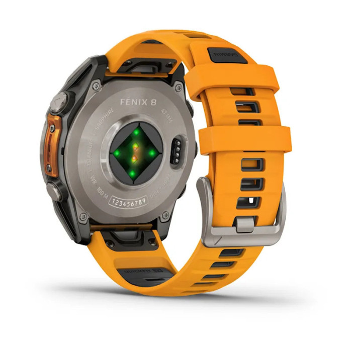 Smartwatch Garmin Fenix 8 - 51 mm, AMOLED Sapphire, Tytanowy z paskiem silikonowym w kolorze Spark orange
